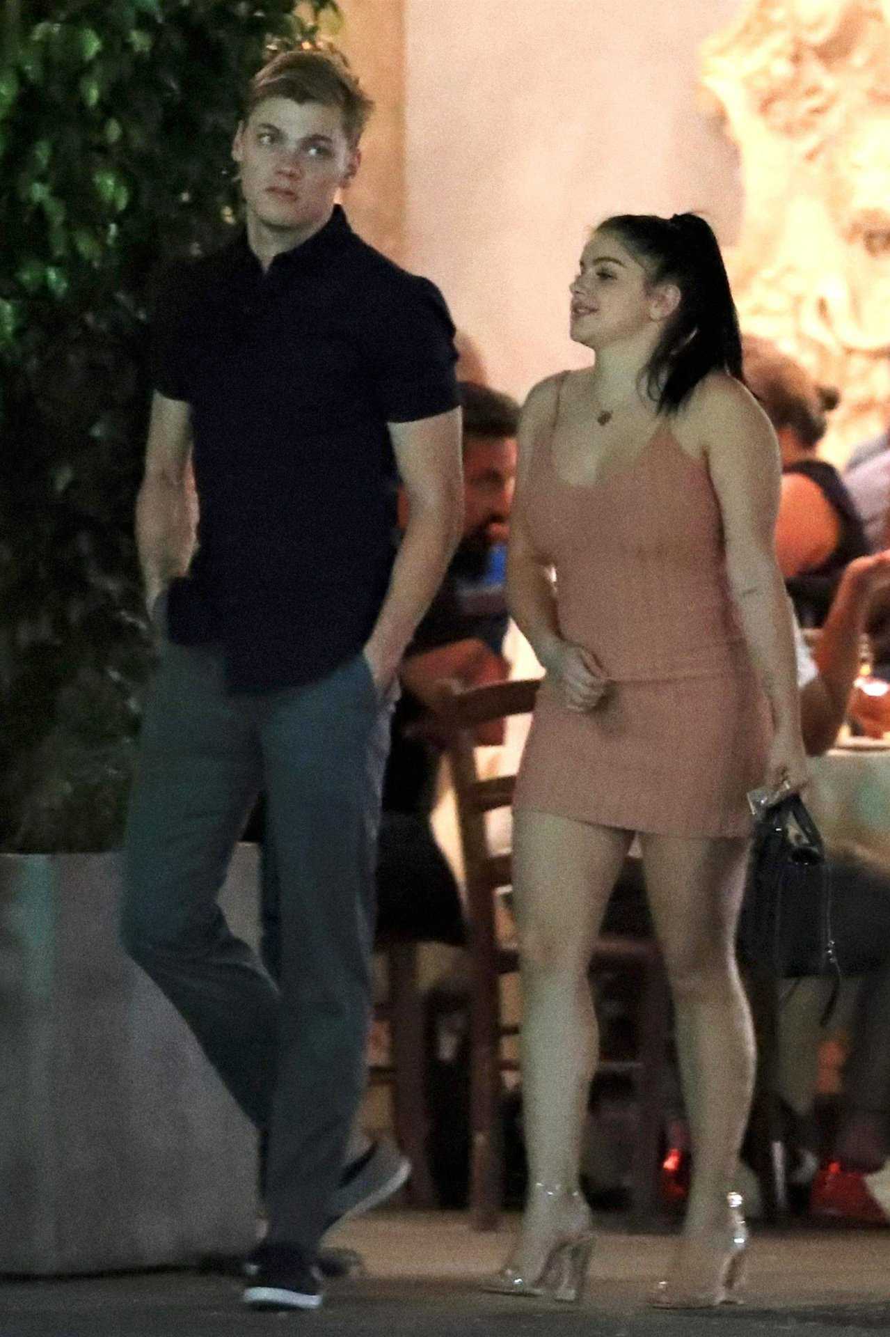 Ariel-Winter-776