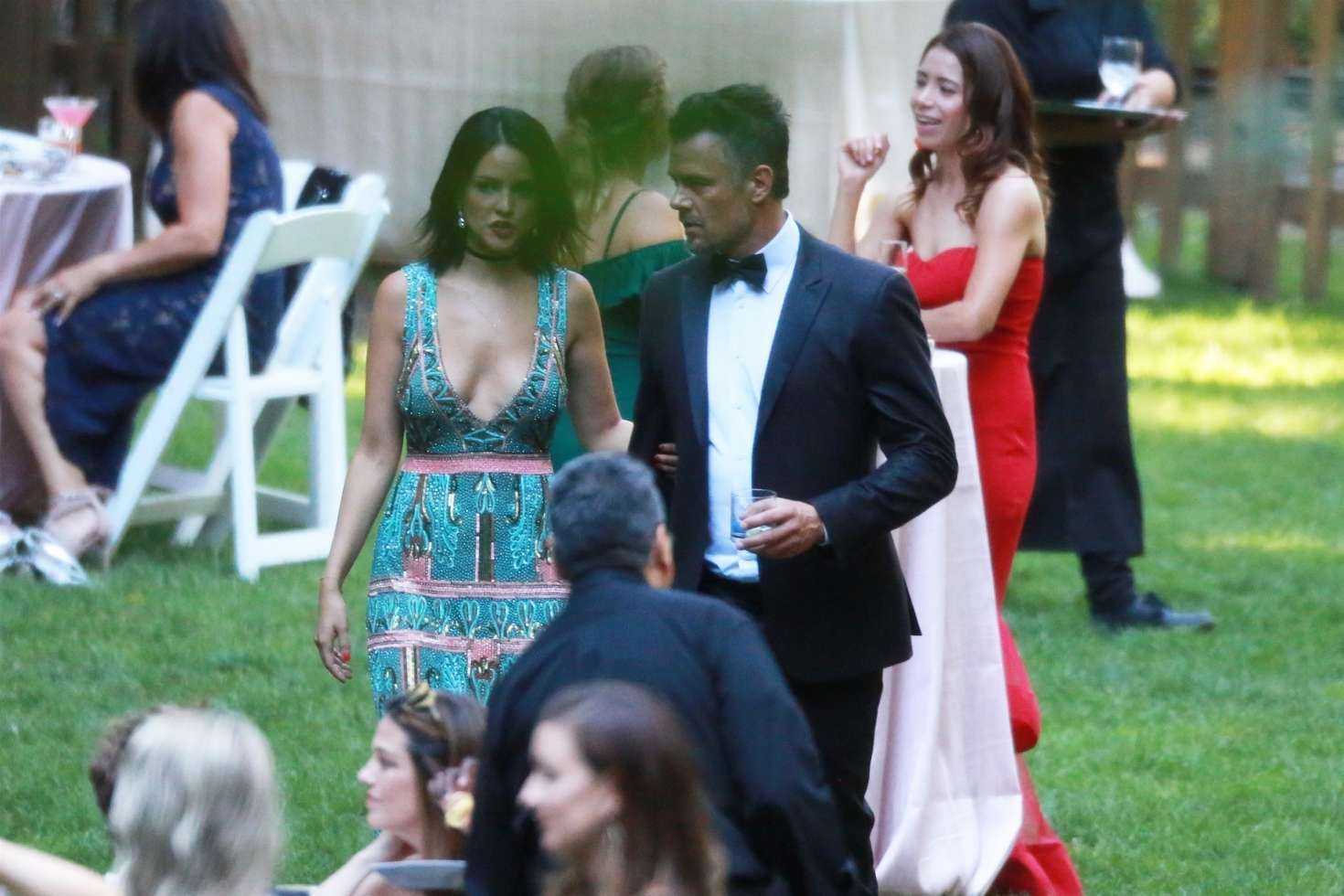 Eiza-Gonzalez-and-Josh-Duhamel-at-Ashley-Greenes-Wedding-9