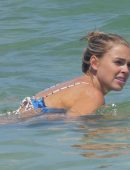Elizabeth Turner in Bikini at the Beach in Miami