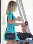 Georgia-Gibbs-Leggy-4