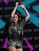 Hailee Steinfeld Performing at Radio City Music Hall in NYC