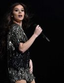 Hailee Steinfeld Performing at Radio City Music Hall in NYC