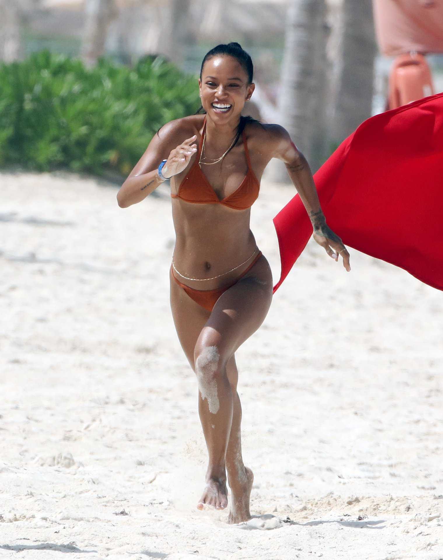 Karrueche-Tran-in-Bikini-19