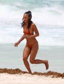 Karrueche-Tran-in-Bikini-2