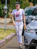 Kristen Stewart and Stella Maxwell Papped in Los Feliz