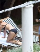 Maria Sharapova Booty in Black Bikini at the Pool in Positano