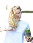 Miley Cyrus with her Mom Out in Los Angeles