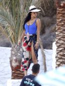 Nicole-Scherzinger-in-Swimsuit-13