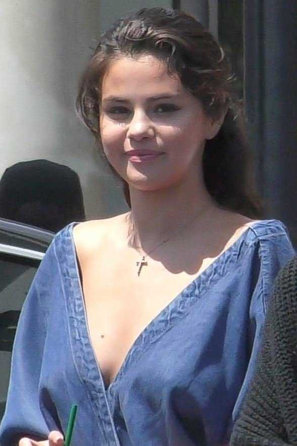 Selena-Gomez-754