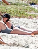 Candice-Swanepoel-in-Swimsuit-in-Espirito-Santo-19