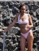 Irina-Shayk-118