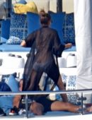 Jennifer Lopez on Holiday on her Yacht in Positano