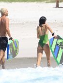 Kendall-Jenner-Ass-in-Swimsuit-in-Mexico-514