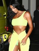 Kim-Kardashian-Upskirt-620