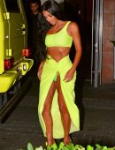 Kim Kardashian – Upskirt Candids in Miami