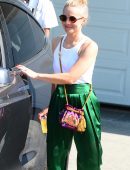 Kristen Bell Outside InStyle's "Day of Indulgence" Party in Brentwood