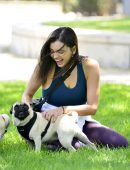 Rebecca-Black-Practicing-Yoga-13