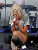 Rita-Ora-Upskirt-709
