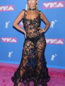 Rita Ora at 2018 MTV Video Music Awards in NYC