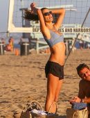 Alessandra Ambrosio Playing Volleyball on the Beach in Santa Monica