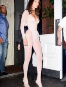 Bella-Hadid-212