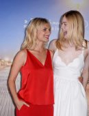 Elle-Fanning-at-Galveston-Photocall-53