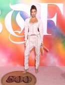 Gigi-Hadid-and-Bella-Hadid-302