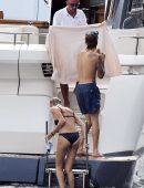 Hailey Baldwin in Bikini with Justin Bieber at a Yacht in Italy