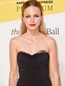 Halston Sage – Yellow Ball in Brooklyn