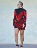 Iskra Lawrence walking on Runway during Le Defile L'Oreal, Paris Fashion Week