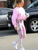 Jennifer-Lopez-Booty-10