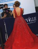 Kate Beckinsale at the Screening of Love and Friendship in Deauville