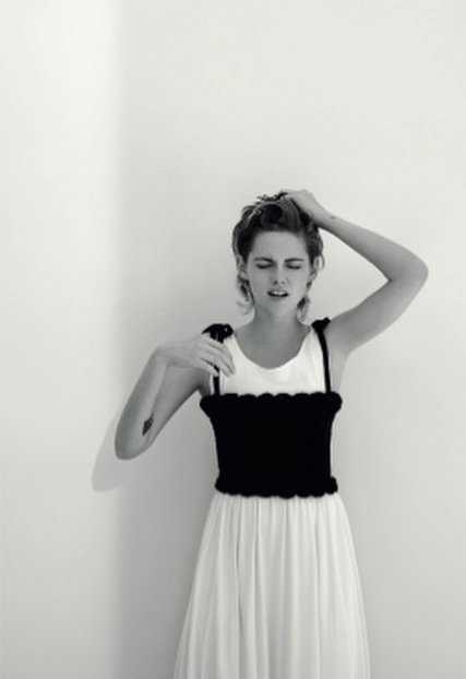 Kristen-Stewart-in-Mastermind-Magazine-September-2018-10