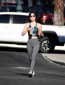 Lucy-Hale-505