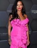 Rihanna – Fenty Beauty One-Year Anniversary Event in New York