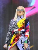 Rita-Ora-Upskirt-332