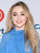 Sabrina-Carpenter-Leggy-703