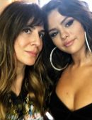 Selena Gomez – Taki Taki by DJ Snake 2018