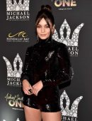 Vanessa-Hudgens-Leggy-1