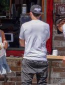 Vanessa Hudgens Leggy, Out in Los Angeles