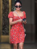 Vanessa-Hudgens-Leggy-705