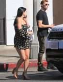 Ariel Winter Leggy, Outside Joan's on Third in Los Angeles