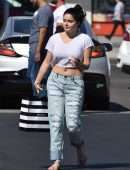 Ariel Winter Out Shopping at Sephora in Los Angeles