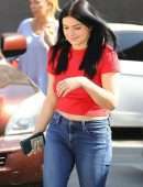 Ariel Winter in Jeans, Outside 901 Salon in West Hollywood