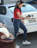Ariel Winter in Jeans, Outside 901 Salon in West Hollywood