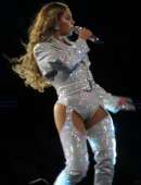 Beyonce Knowles Performing in Concert in Vancouver, British Columbia, Canada