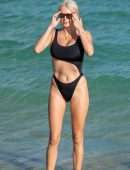 Caroline Vreeland Booty in Swimsuit at Beach in Miami
