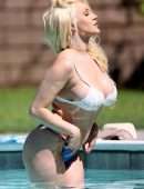 Courtney Stodden – BIkini Photoshoot in Palm Springs