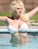 Courtney Stodden – BIkini Photoshoot in Palm Springs