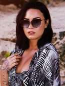 Demi Lovato – DIFF Eyewear Promotion 2018